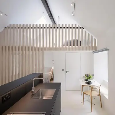 Eastside - Architect designed retreat with wood-fired sauna