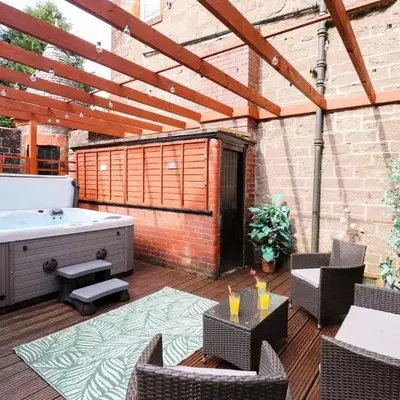 Rob Roy Apartment