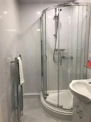 a bathroom with a shower and a sink at Central 3 bedrooms apartment for upto 6 in Edinburgh