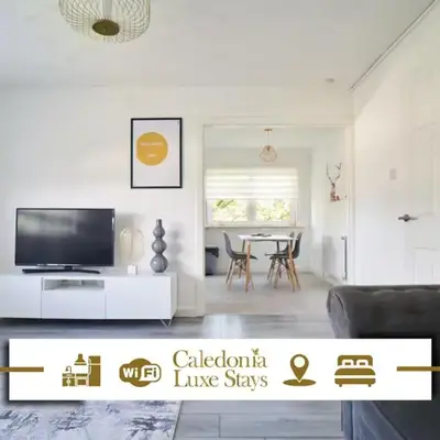 Woodside Apartment