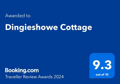 a blue rectangle with the words binge microwave coffee on it at Dingieshowe Cottage in Lennoxtown