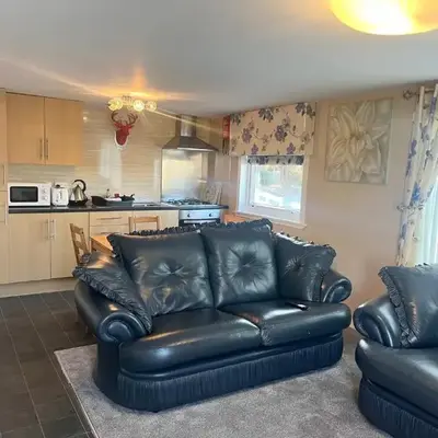 Red Deer Village Holiday Park - 3 Bedroom