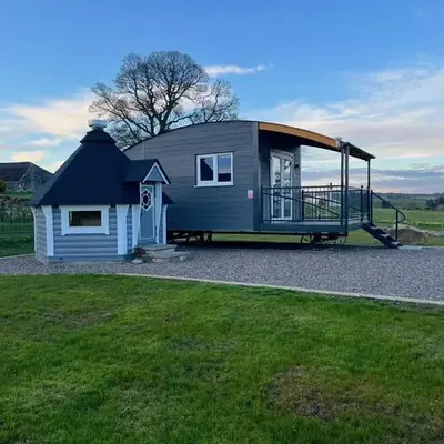 Capledrae Farmstay Shepherds Huts