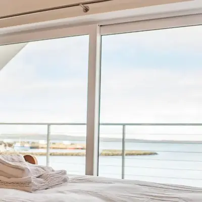 The Saddlers House - best price per bed