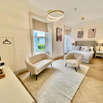 'Flora' in ApartNest Auchterarder