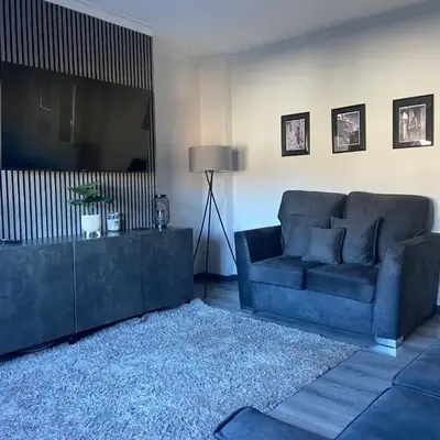 Glasgow Apartment close to the airport