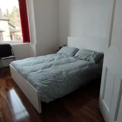 Lovely flat near Glasgow