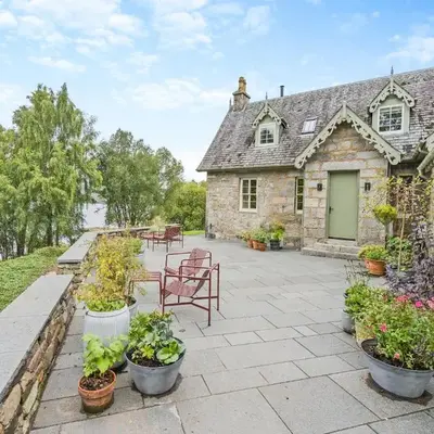 Uk47812 - Wardens Cottage