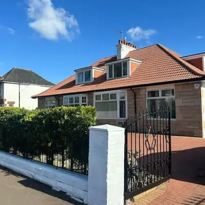 Entire Private 1 Bedroom - Guest Suite in Glasgow