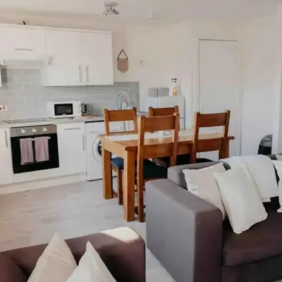 Glasgow City - 1 Bedroom Apartment