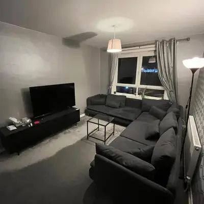 Modern 2-in-1 Retreat for Groups