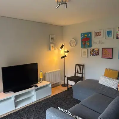 Spacious & Modern Garden Apartment
