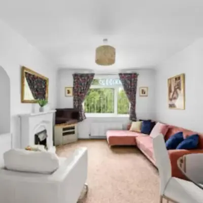 Grangeburn Residence - 2 bedroom home with parking