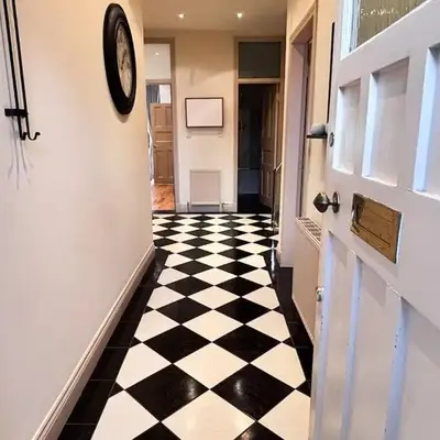 Glasgow City - Large Stylish 2 Bed Flat in Unique Ibrox Location Walking Distance to Subway and Free On-Street Parking