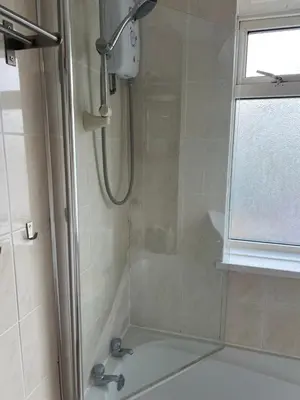 a bathroom with a shower with a glass door at IFYLOVESITt2 in Moffat