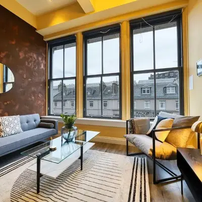 Union Court Mezzanine - B9 - Building has no lift and stairs to all apartments