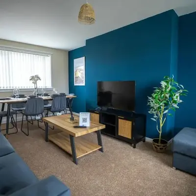 2 BDR House By Caledonia Luxe Stays Short Lets & Serviced Accommodation Bathgate