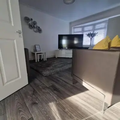 Cozy Shotts House with 2 Bedrooms
