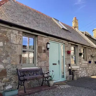 Cottage in Mid Calder Village near Edinburgh