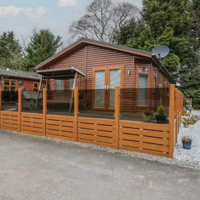 Lodge 2