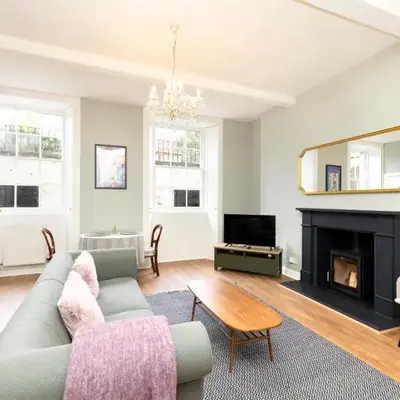 Stylish 1-Bedroom Edinburgh Apartment