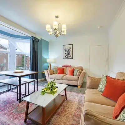 2BR Shawlands Free Parking Great Location