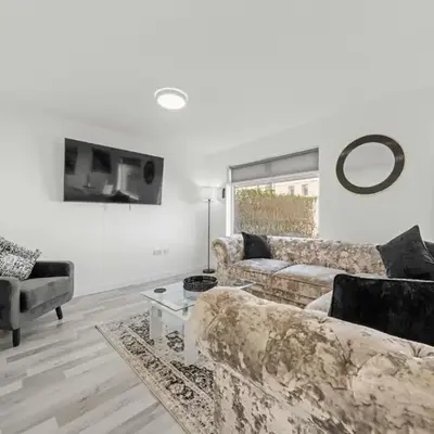 3BR Home in Kilmarnock Sleeps 6