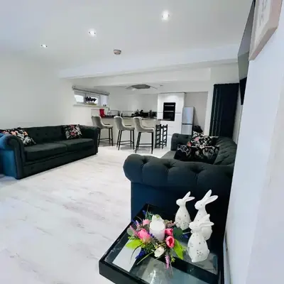 Unique Modern Studio Apartment