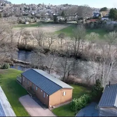 Luxurious Riverside Lodge - 'The Ardle'