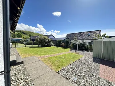 a view of a yard from a house at Barrmor View in Kilmartin