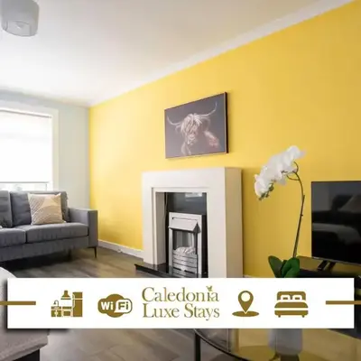 3 BDR House By Caledonia Luxe Stays Short Lets & Serviced Accommodation Broxburn