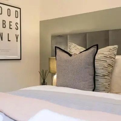 The Compact Caledonian Flat - Haymarket