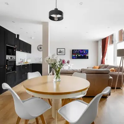 Castle Street Apartments - Luxury Kerrycroy Ground Floor Apartment