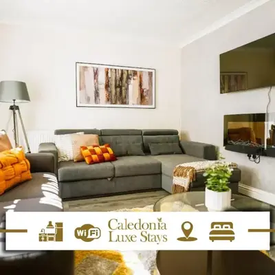3 BDR House By Caledonia Luxe Stays Short Lets & Serviced Accommodation Wishaw