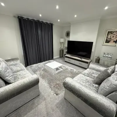 LUXERY 1 Bedroom Apartment - Falkirk