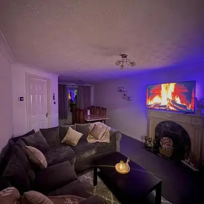 Tartan Nest- Entire house- Sleeps 8 guests