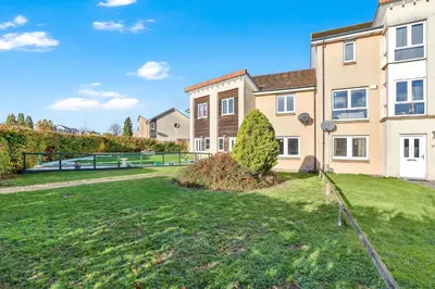 a house with a yard in front of it at Vacant Nests Dunfermline WiFi Priv-Parking in Fife