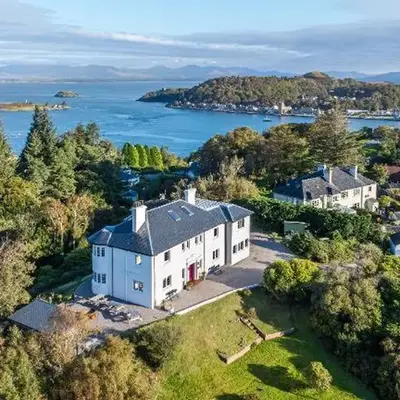 Blà Bheinn by Birch Stays