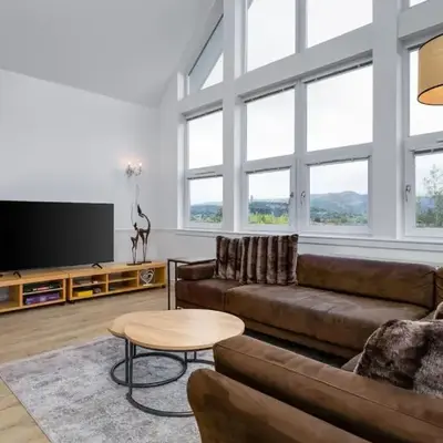 The Stirling Penthouse - Free Parking