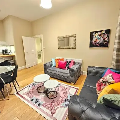 2 Bedroom Apt