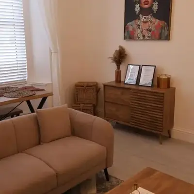 Elegant 3BR Apt at Haymarket