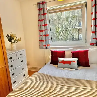 Entire 4 bedrooms Apartment Sleep 8 Central London ZONE1