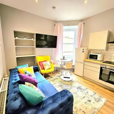 Stellar Apartments - 2 & 3 Bedroom Apartments