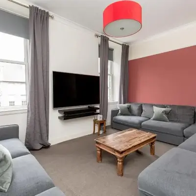 Rose Street Residence