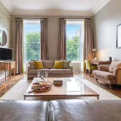 The Edinburgh Address - Castle View Apartment