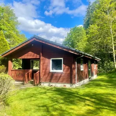 18 Lamont Lodges