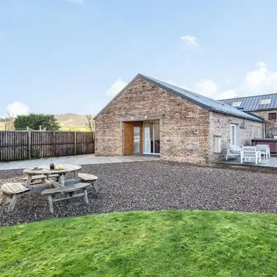 Woodend Barn