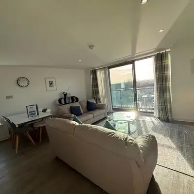 Principal Apartments - Clyde Waterfront Apartments