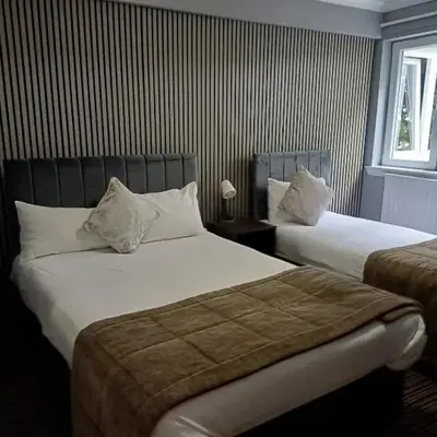 Kings Park Hotel