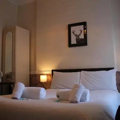 Ardmillan Hotel